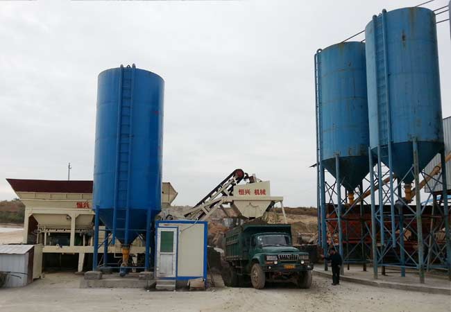 湖南衡(héng)陽穩定土廠(chang)拌設備客戶(hù)現場