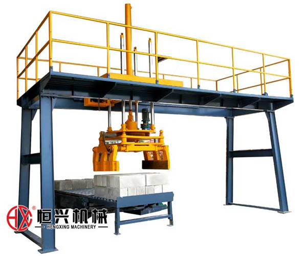 陶粒加(jia)氣塊碼垛(duǒ)機